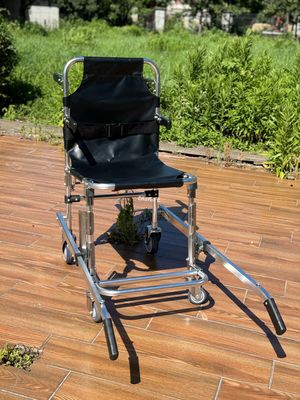 Escalinha de escada de alumínio espessado dobrável com tecido de PVC 4 rodas e 6 alças