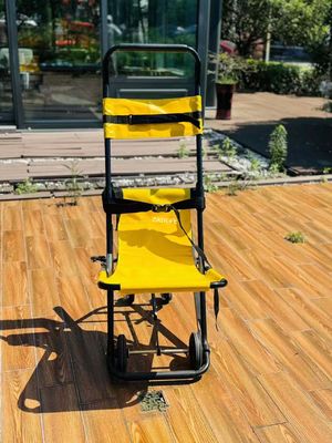 Estrutura de estribeira de escada de liga de alumínio dobrável de tipo cruzado