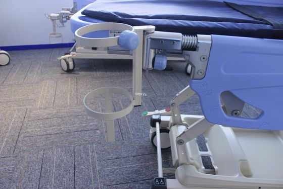 Trole paciente de dobramento médico 560MM da maca do hospital da cama da emergência de transferência da ambulância ajustável 30CM