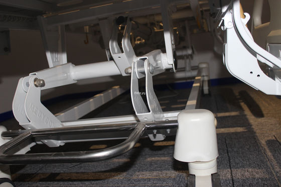 Cama de hospital elétrica laminada do aço 85in para o uso W105 da casa branco com toalete