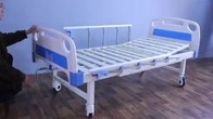 Bom preço. Camas de hospital manuais multifunção 3 manivelas aço 215*105*46 on-line